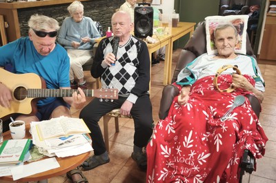 Hudba v Domově U Nás