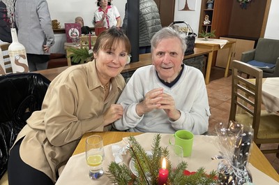 Vánoční posezení v Domově U Nás 2025