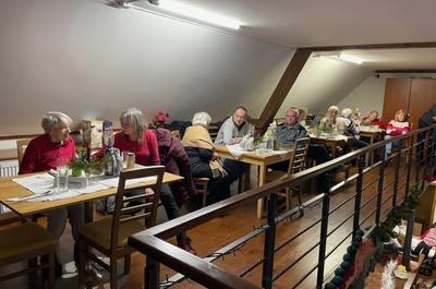 Vánoční posezení v Domově U Nás 2025