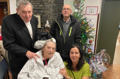 Vánoční posezení v Domově U Nás 2025