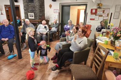 Oslava MDŽ v Domově U Nás 2026