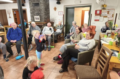 Oslava MDŽ v Domově U Nás 2026