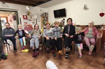 Oslava MDŽ v Domově U Nás 2026